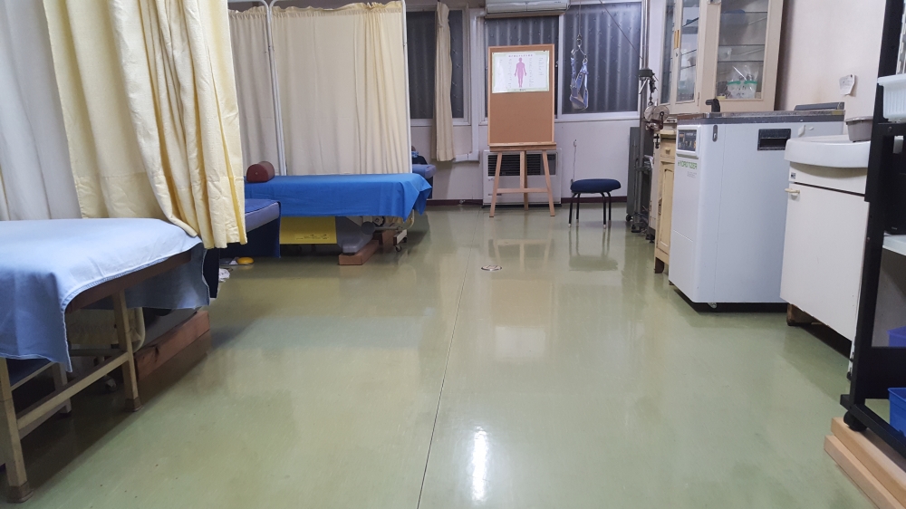すのさき鍼灸整骨院　施術室